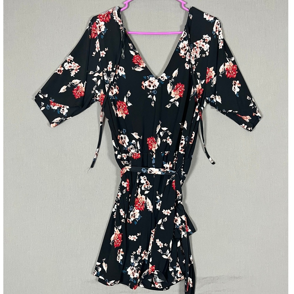 Maurices Romper Womens L Black Floral V-Neck Short Sleeve Boho EUC - Picture 9 of 10